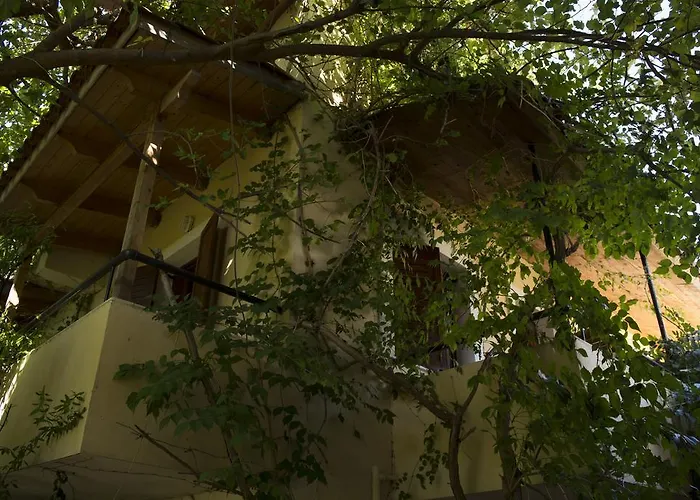 Aparthotel Staggia Sami (Kefalonia)