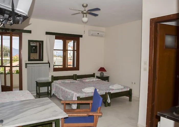 Aparthotel Staggia Sami (Kefalonia)