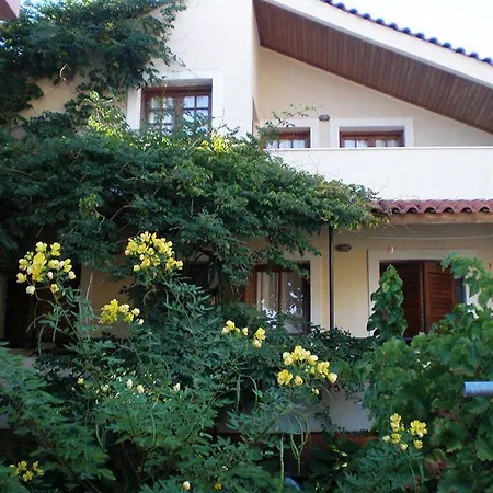 Staggia Lejlighedshotel 3*